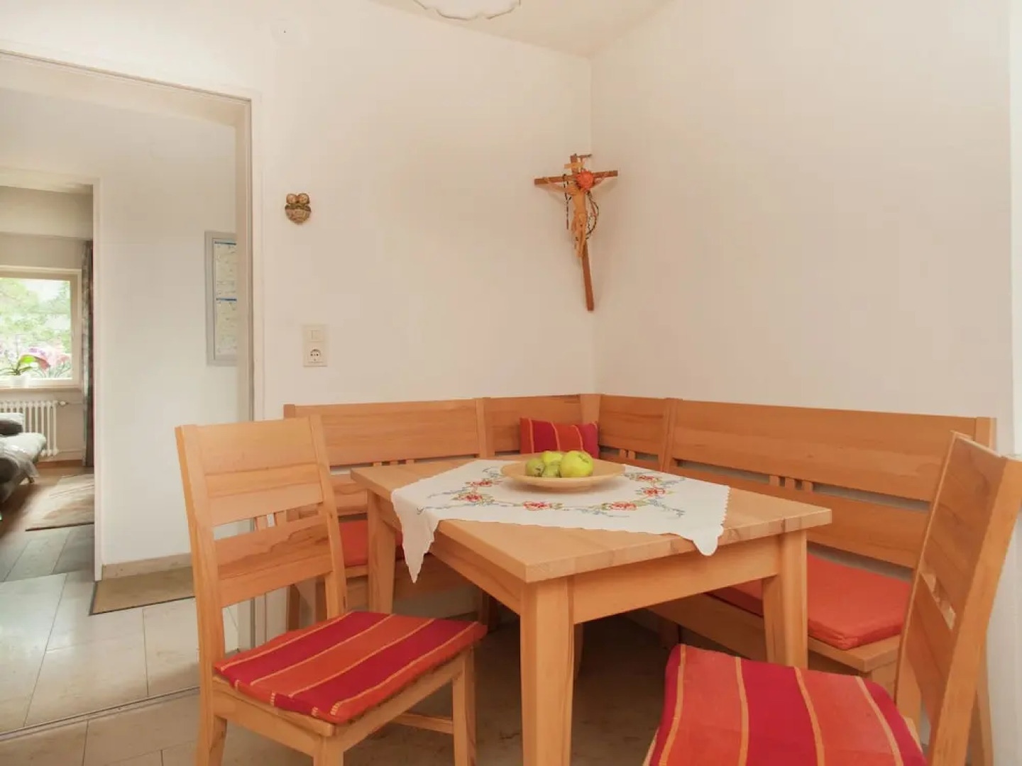 Beautiful Apartment With Private Terrace and a Separate Entrance