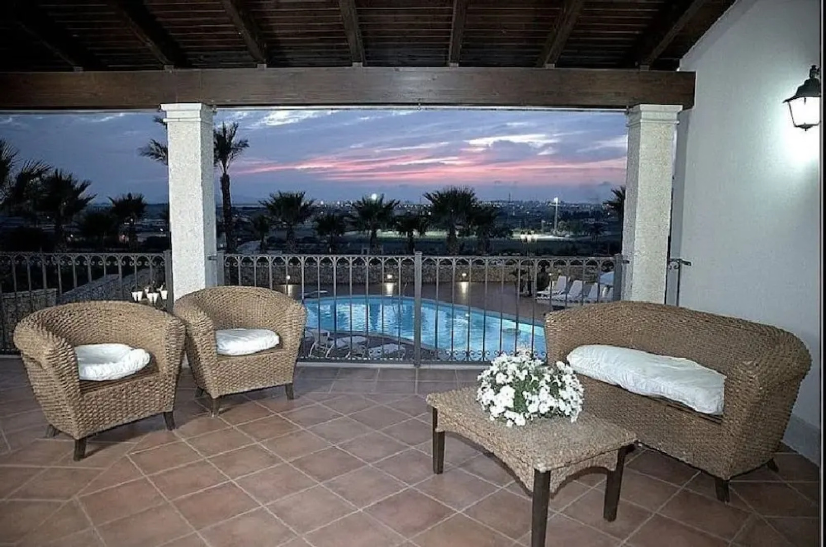 Villa Egadi con Piscina e Campo da Tennis