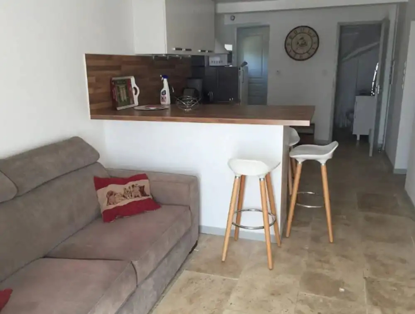 Appt 2 pieces dans Mas provençal