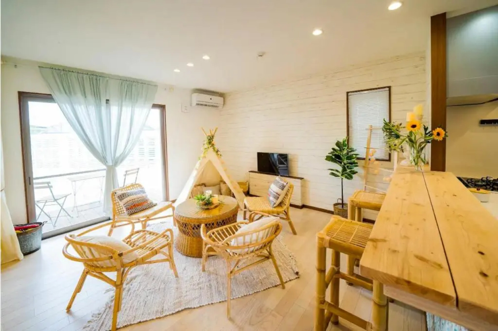 Shisa Terrace Ginoza