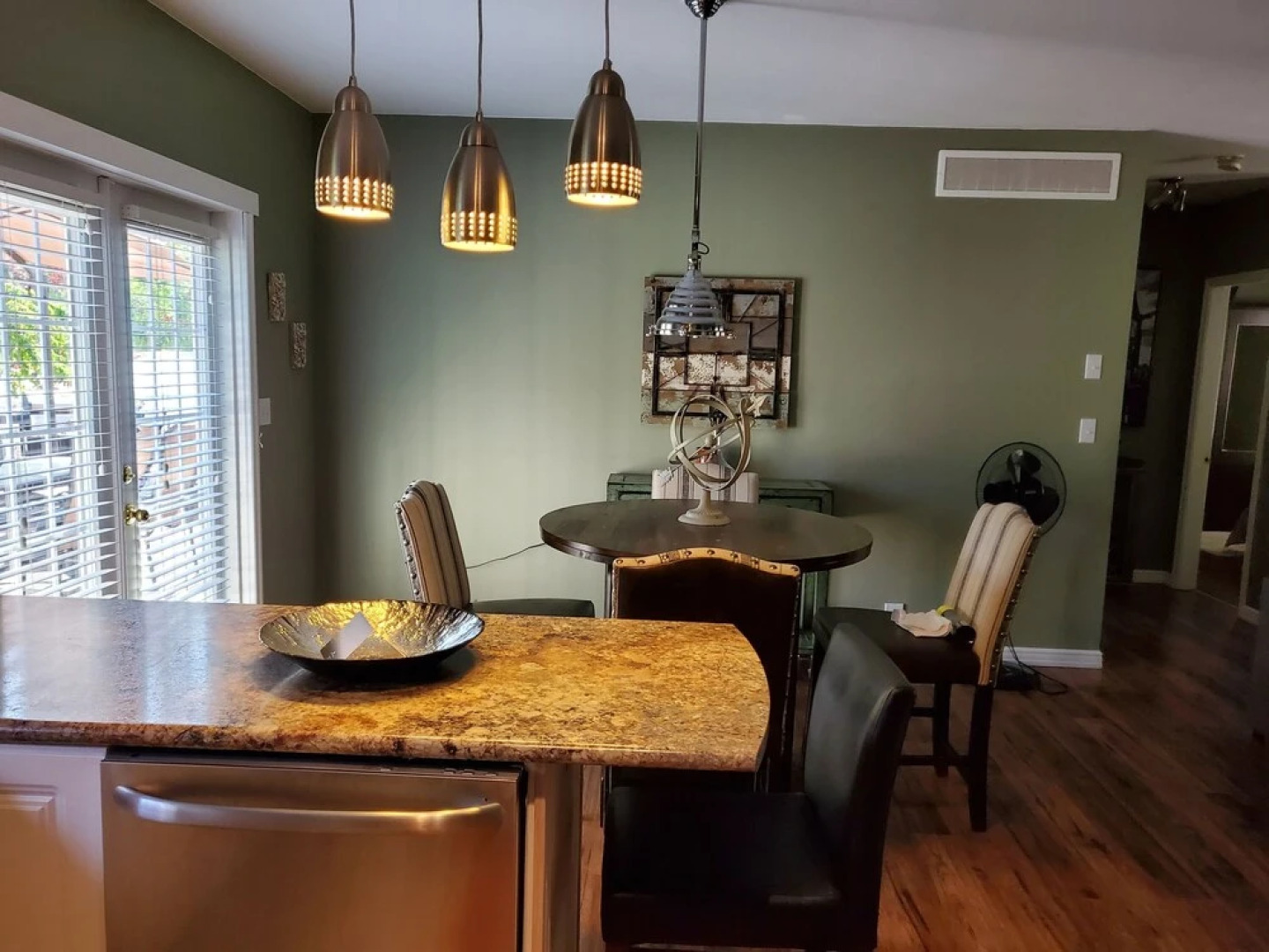 Prosecco Palazzo At Peachland 1 Bedroom Home by Redawning