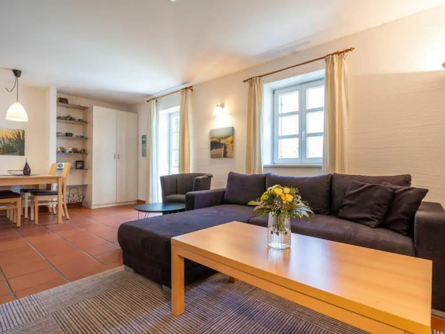 Comfy Apartment With Terrace