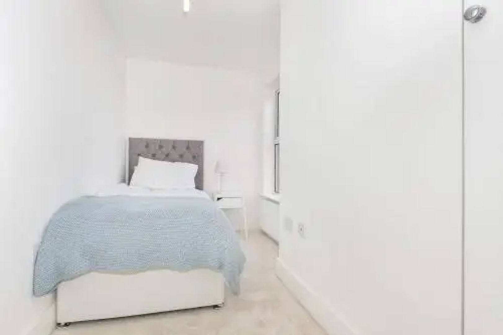 Denham Road #Dr5Bed3