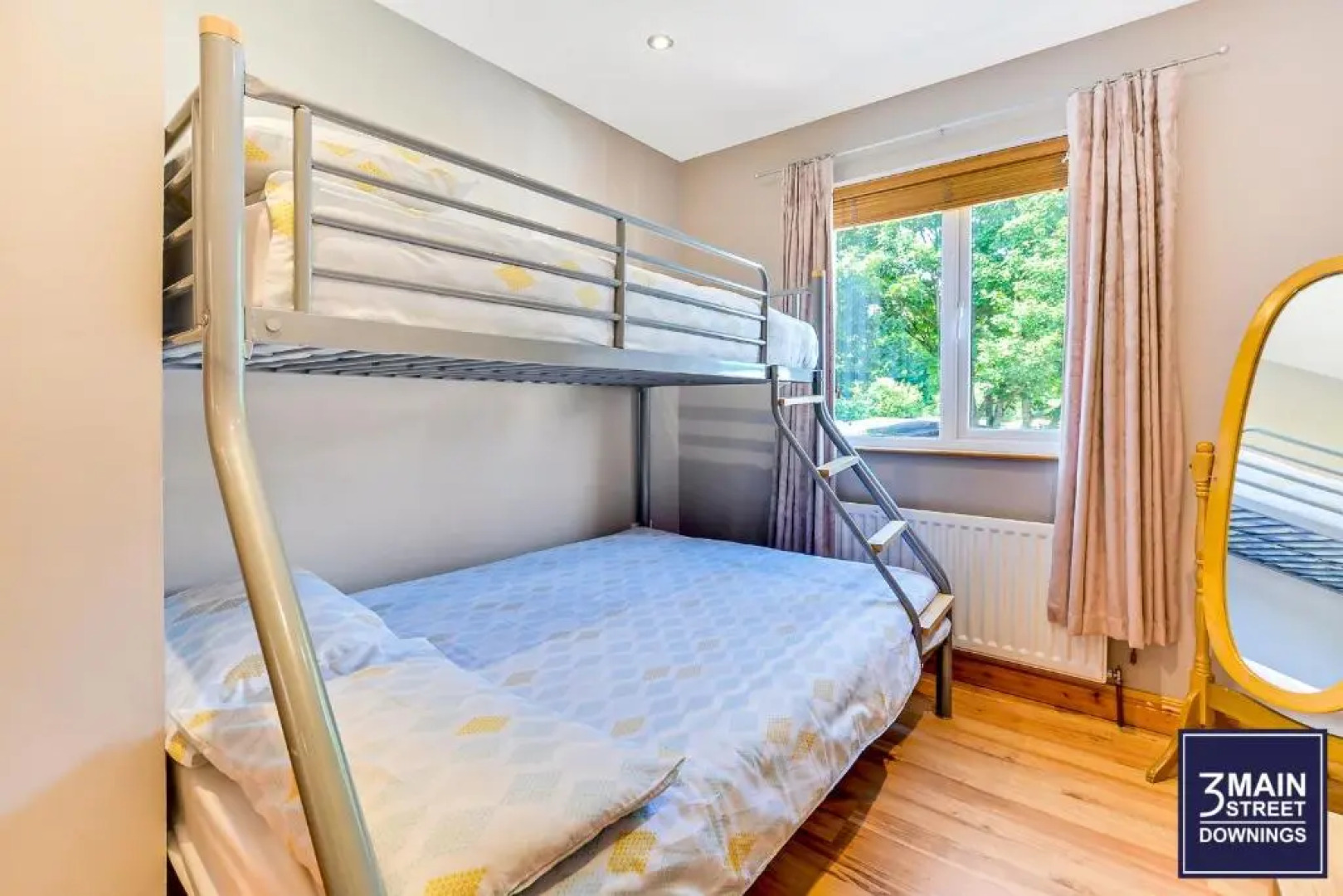 3 Main Street Downings