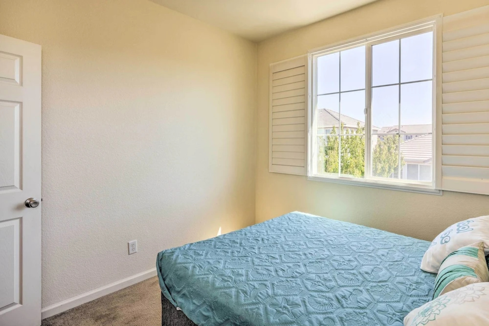 Elk Grove House w/ Grill ~ 3 Mi to Old Town!