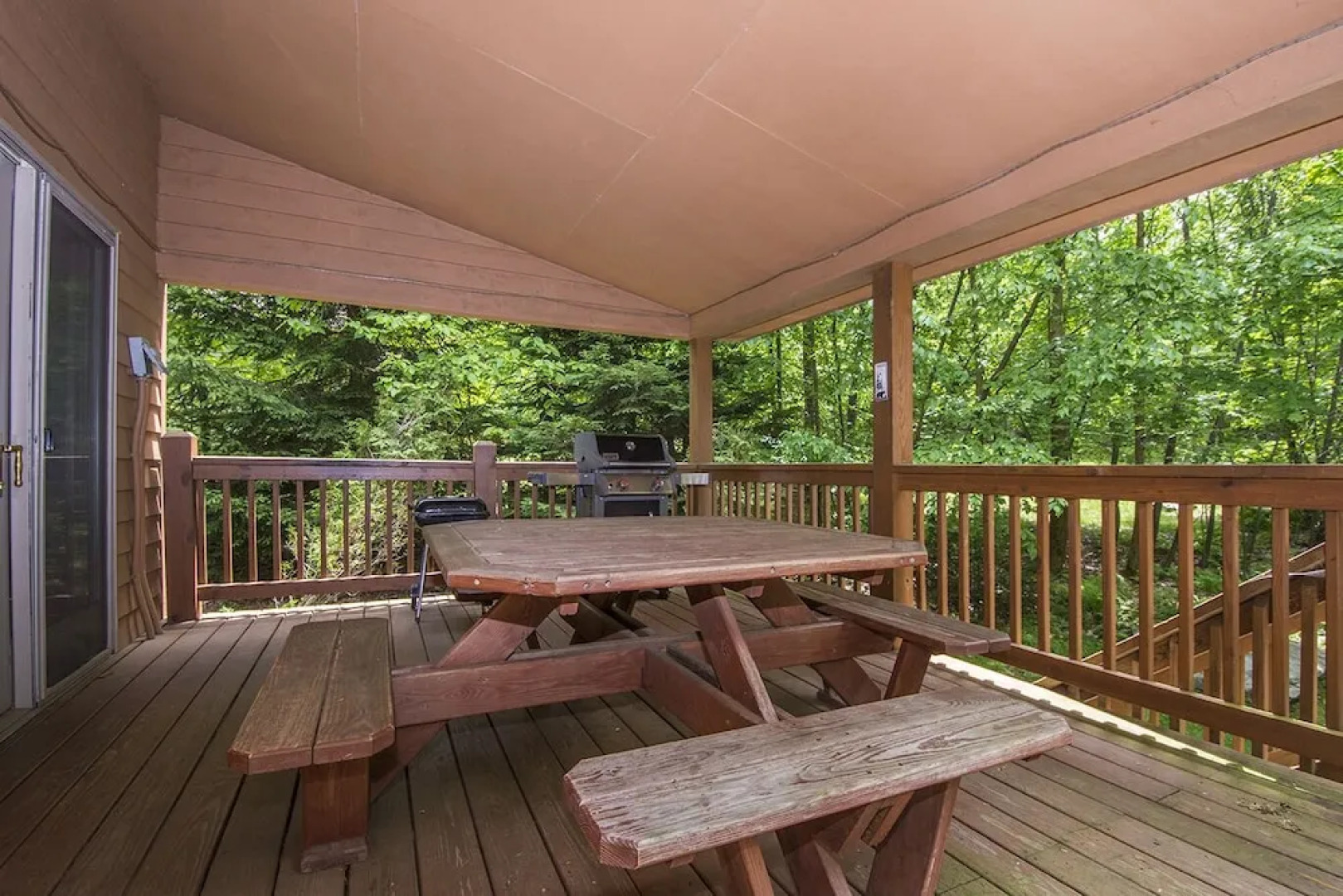 Break Away Chalet 3 Bedroom House