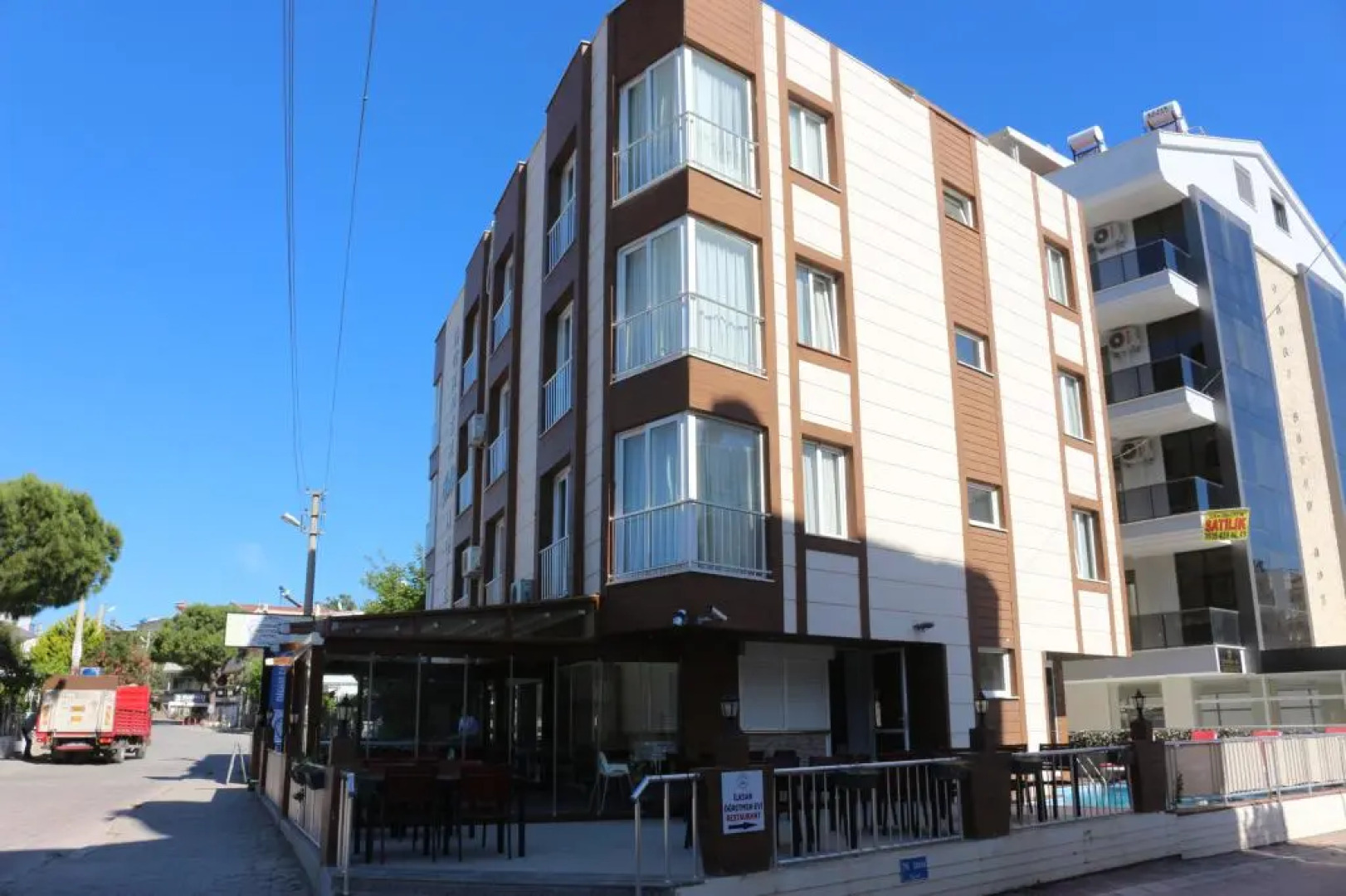 Corner Boutique Hotel