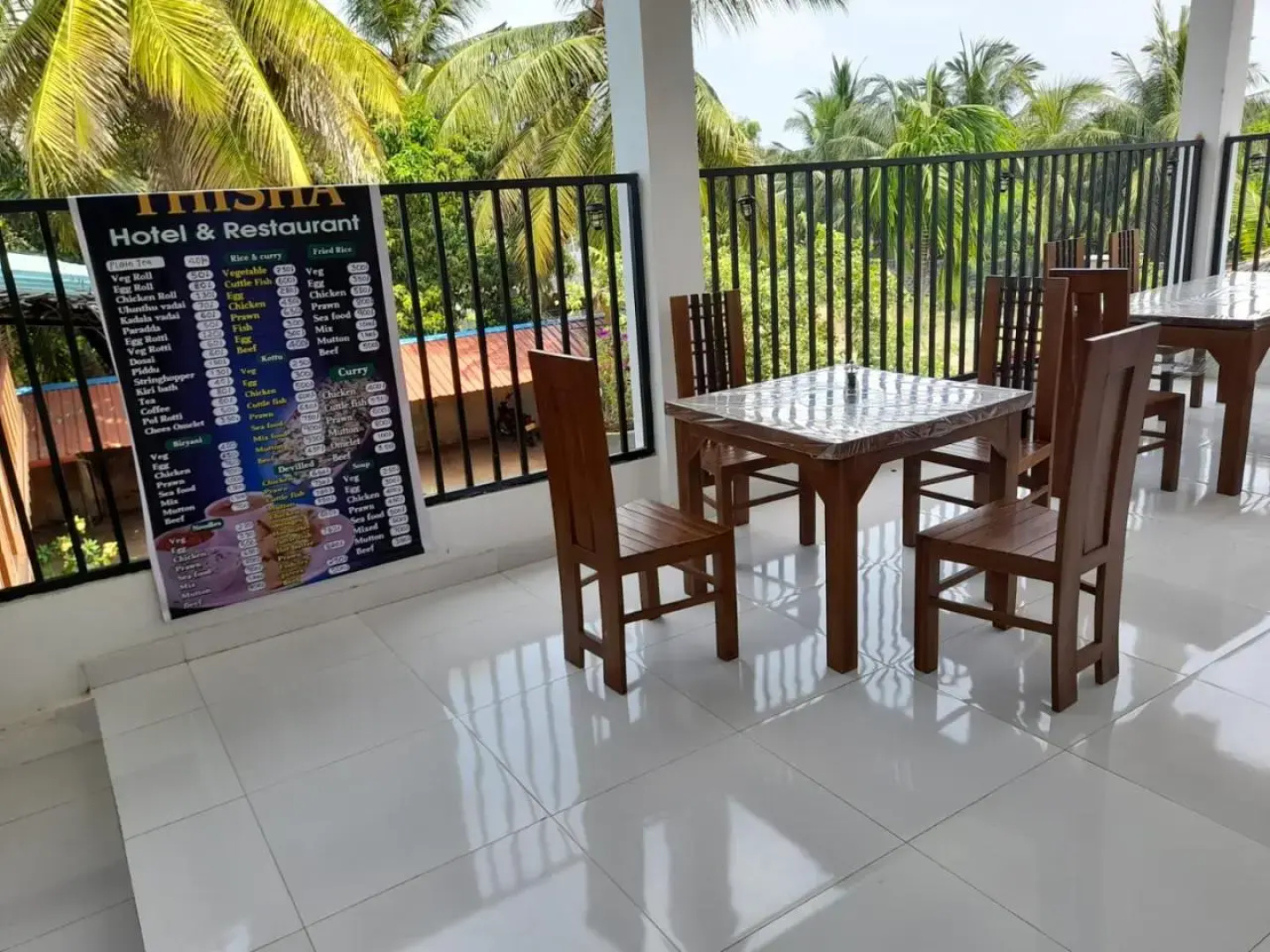 Thisha Hotel