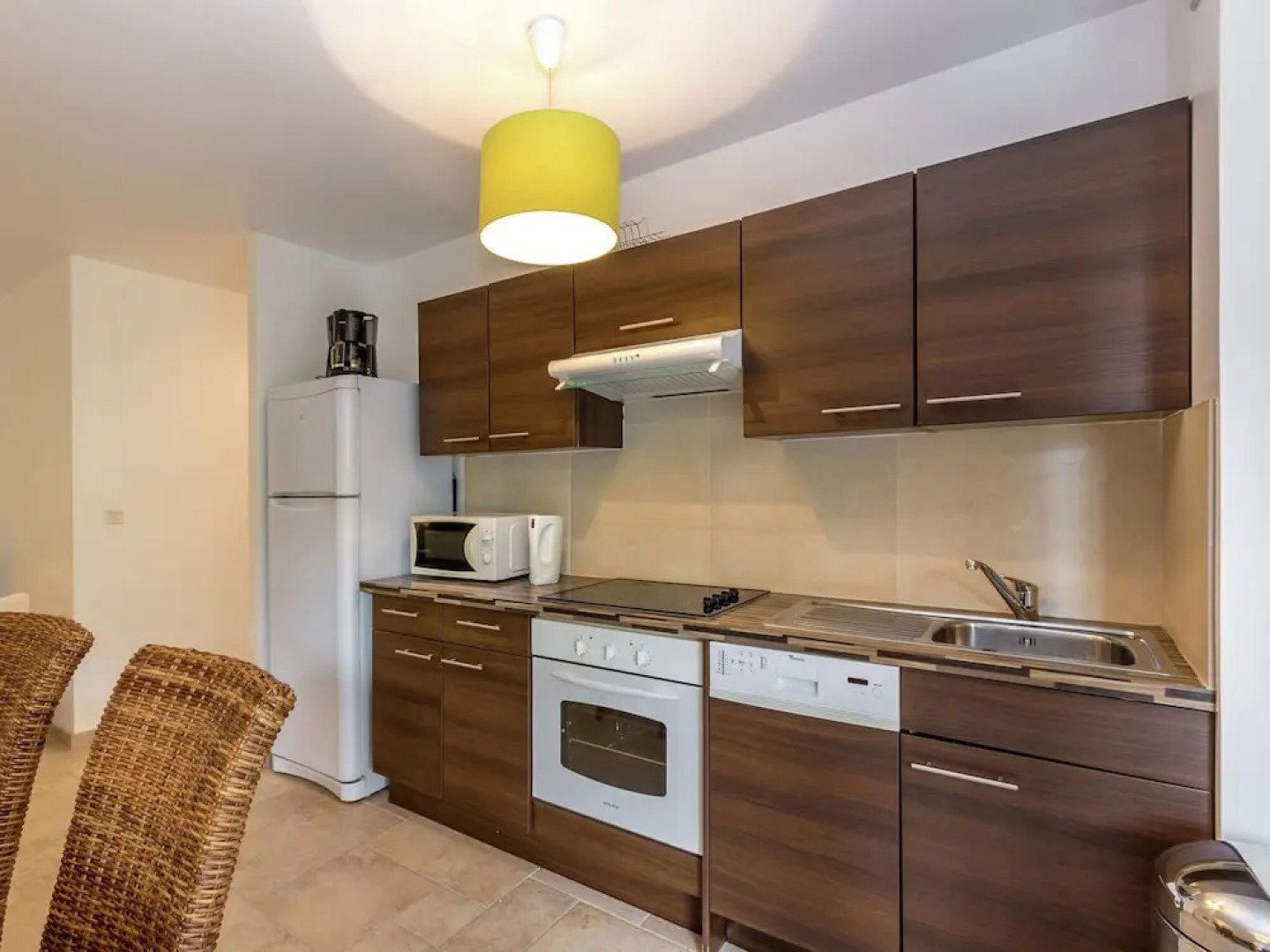 Luxury Apartment for six People in Residence in the Heart of Provence