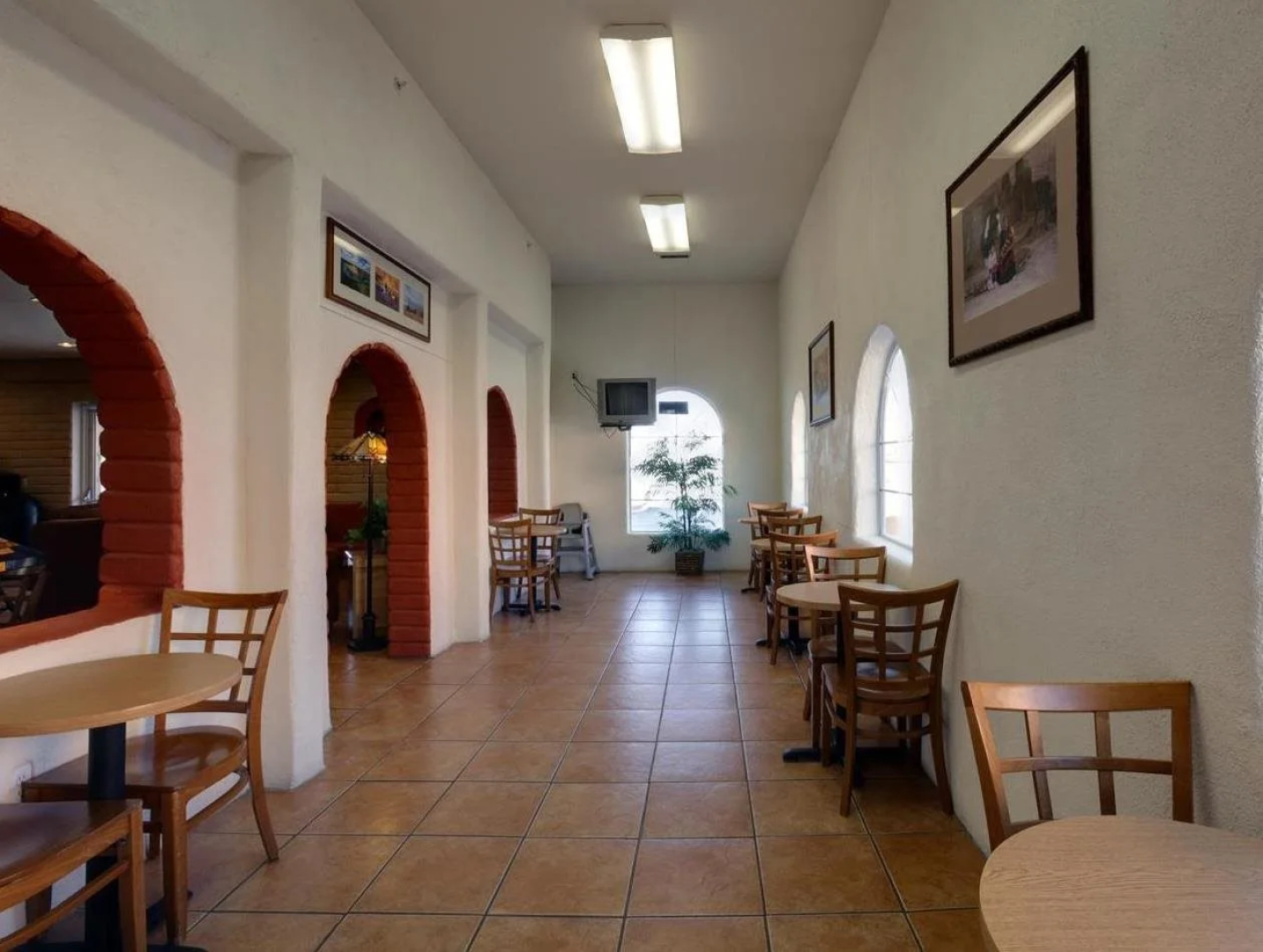 Americas Best Value Inn and Suites