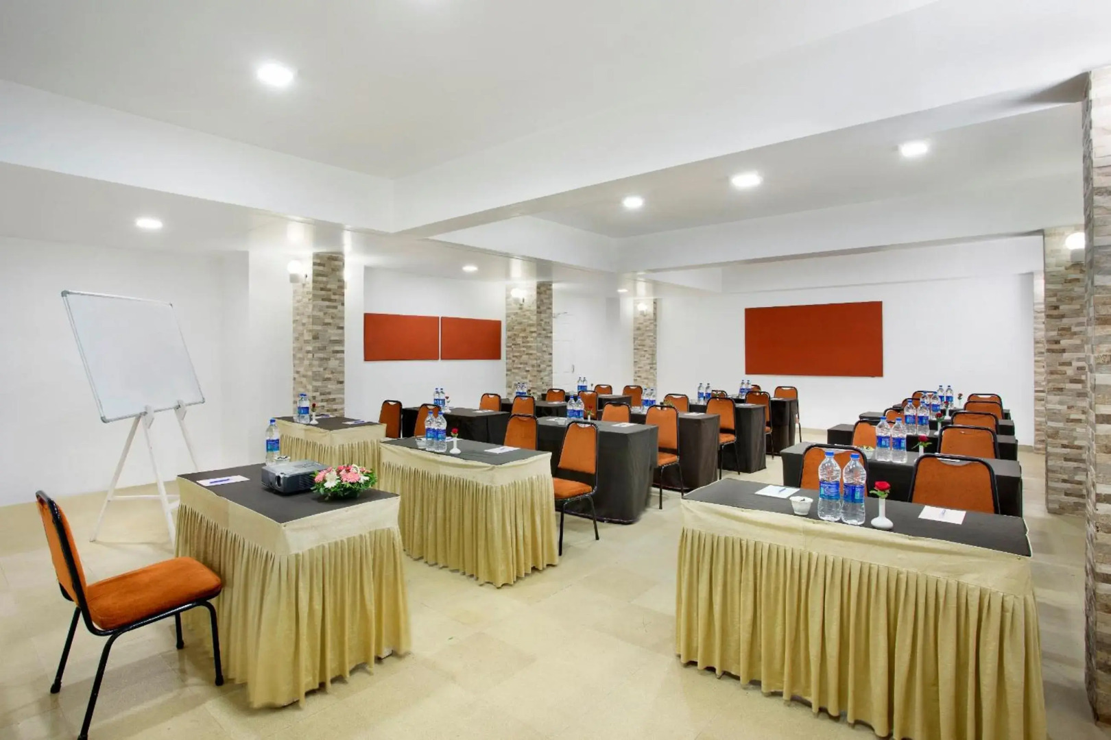 Avion Holiday Resort