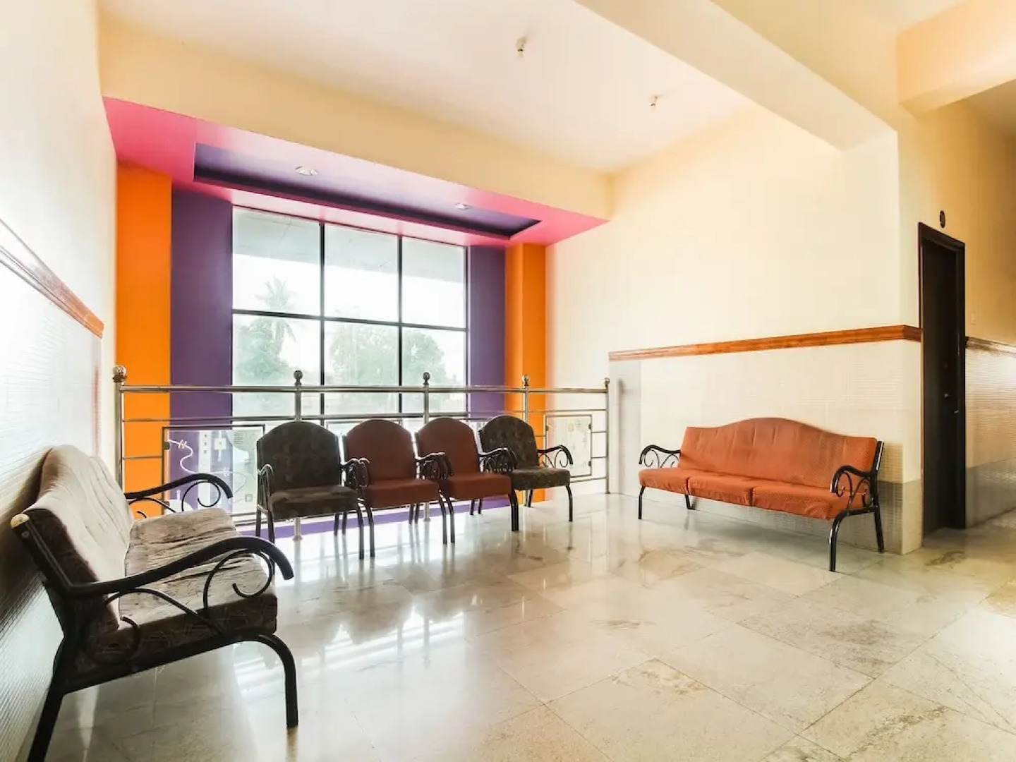 SPOT ON 60208 Hotel Ashoka Deluxe Lodging And Restaurant