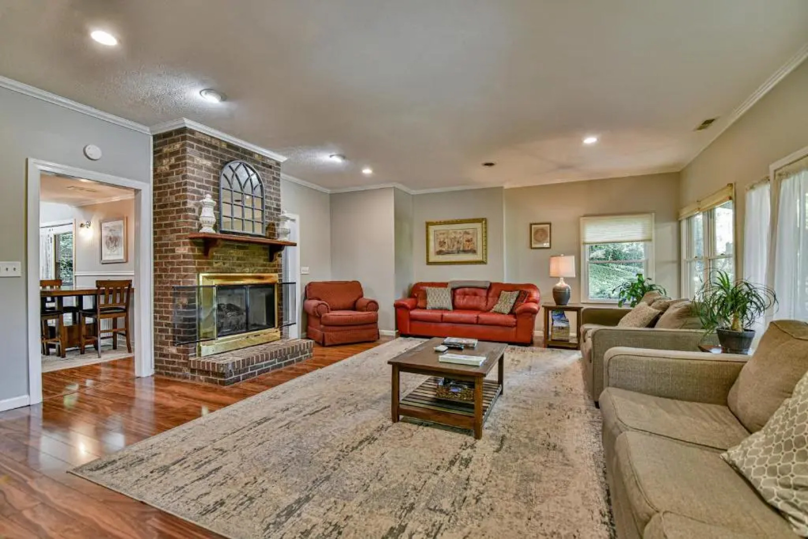 South Asheville home with hot tub just 11 miles to downtown