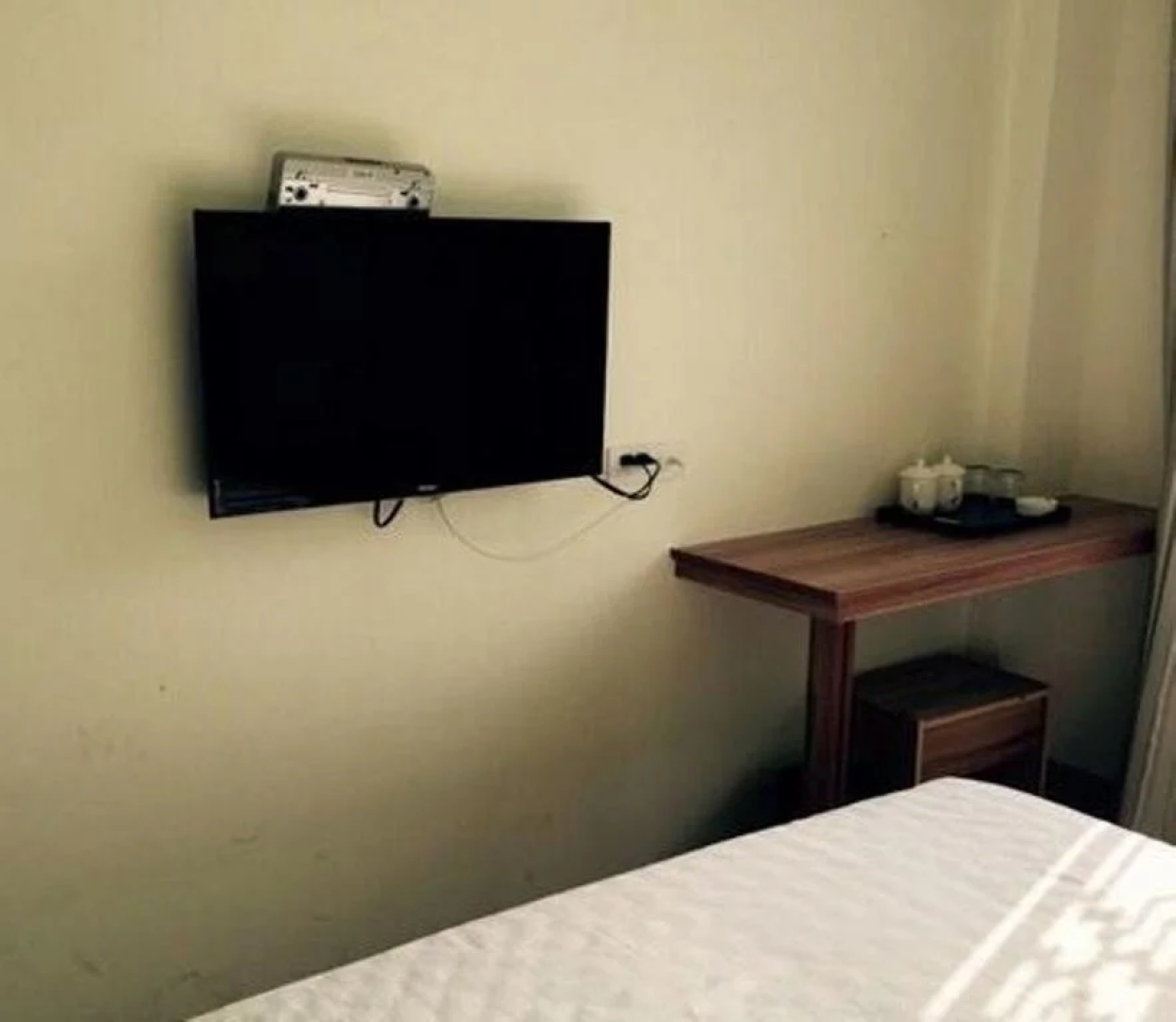 Enshi Grand Canyon Leyi Inn