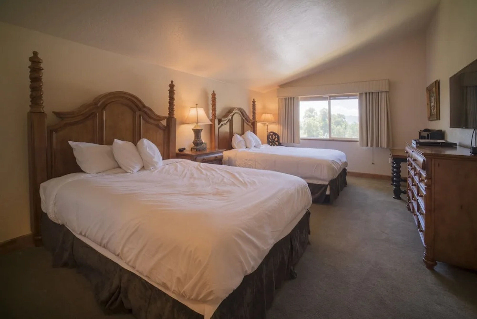 Villas at Zermatt Resort - Condos