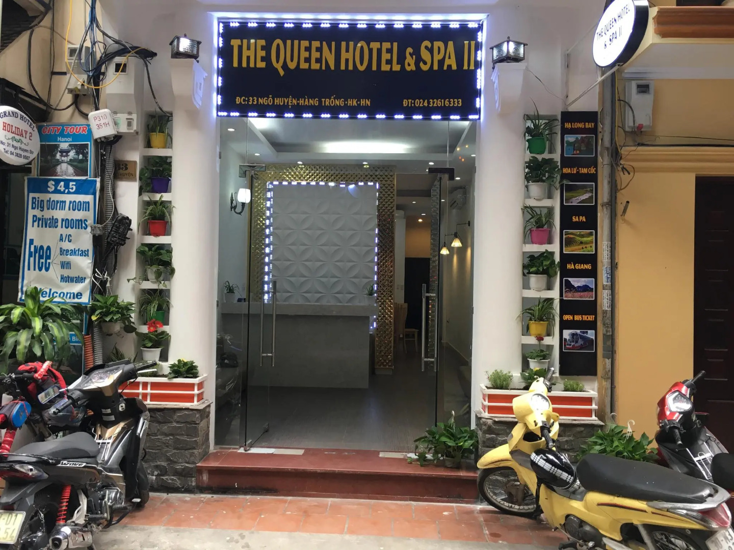 The Queen Hotel & Spa 2