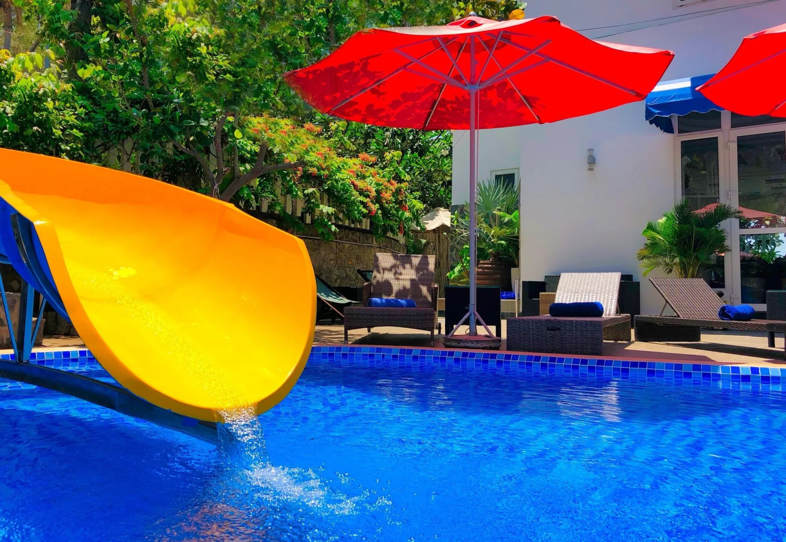 The Wind Resort - Tropical Hillside Escape