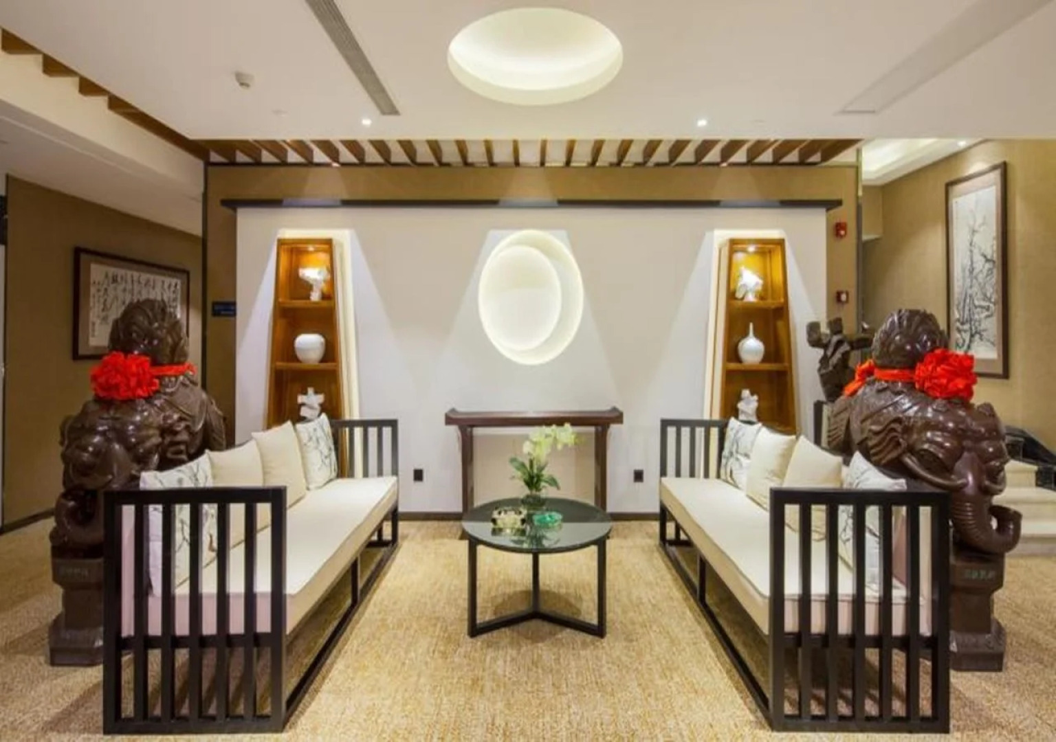 Elephant Trunk Hill Hotel