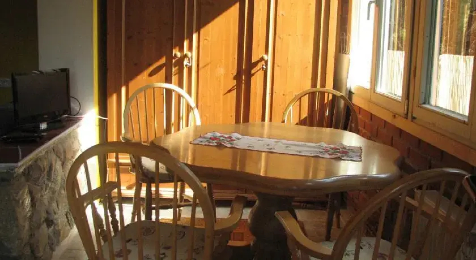 Szajkitavak Apartmanház és Kemping