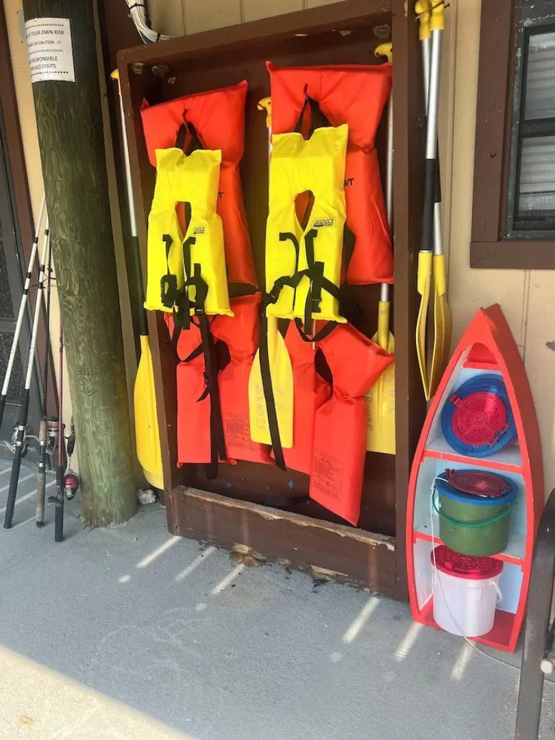 River Wilderness Waterfront Cabins