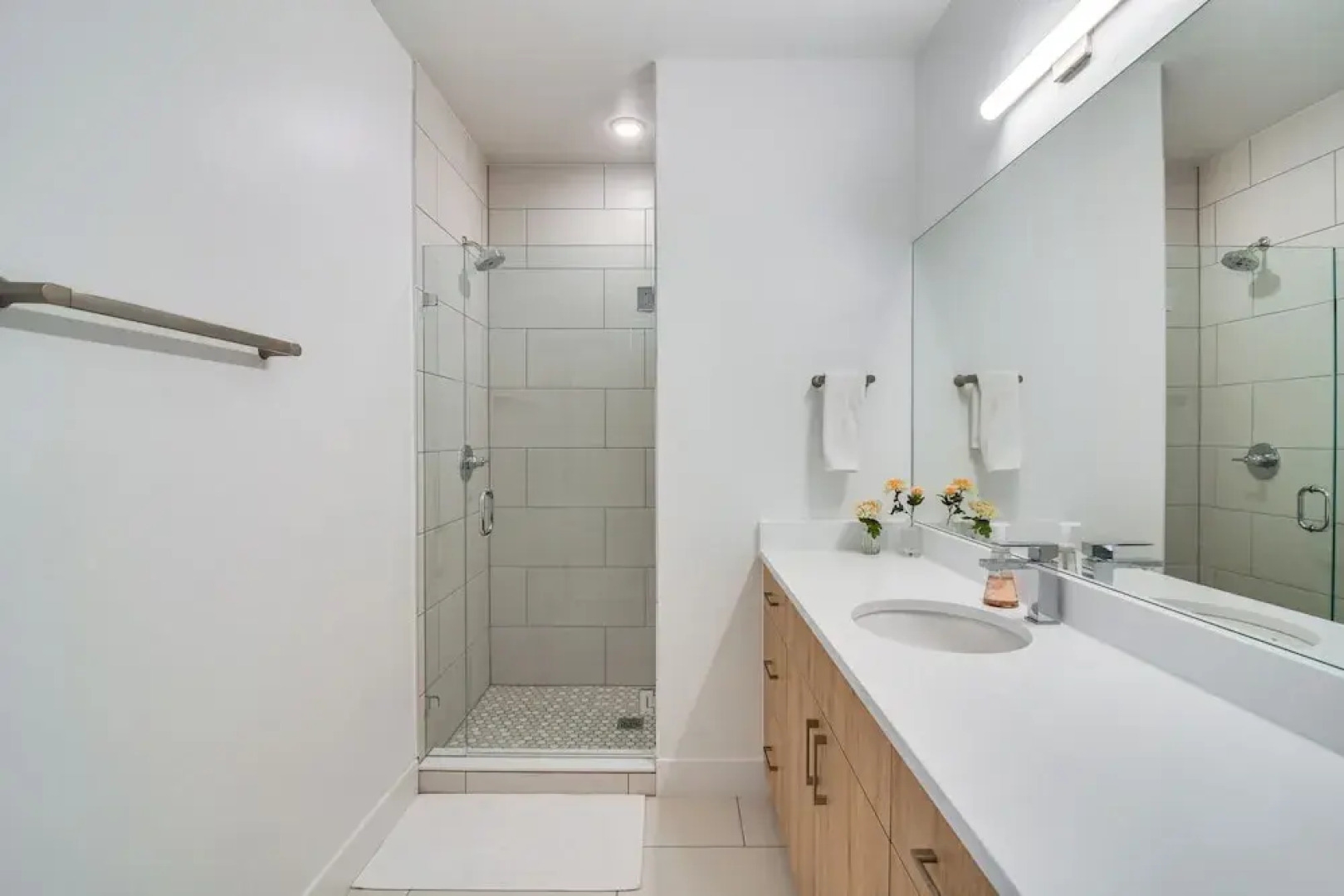 3 Mi to Lake Dillon: Condo Near Shops & Eats!