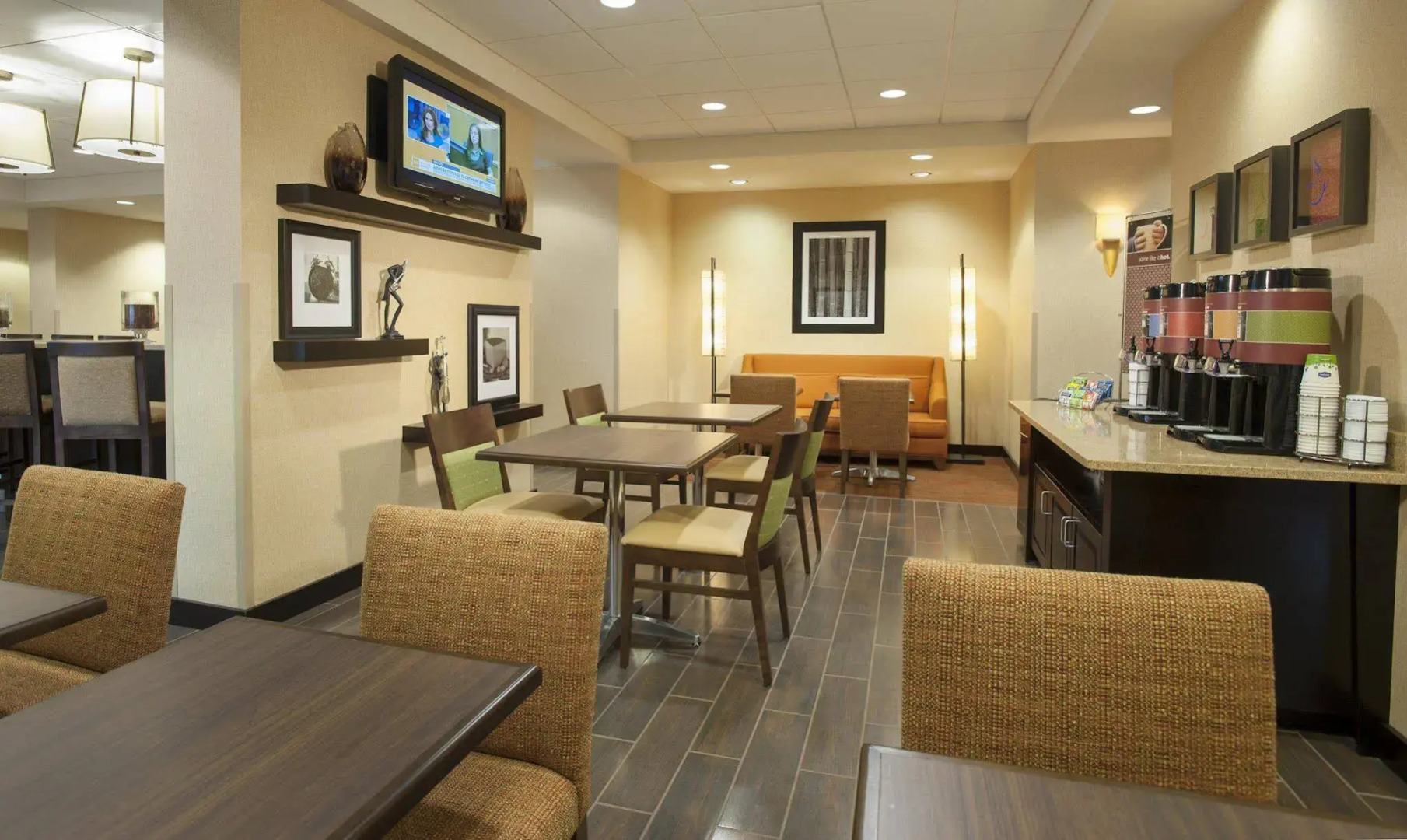 Hampton Inn Washington-Dulles Int'l Airport South