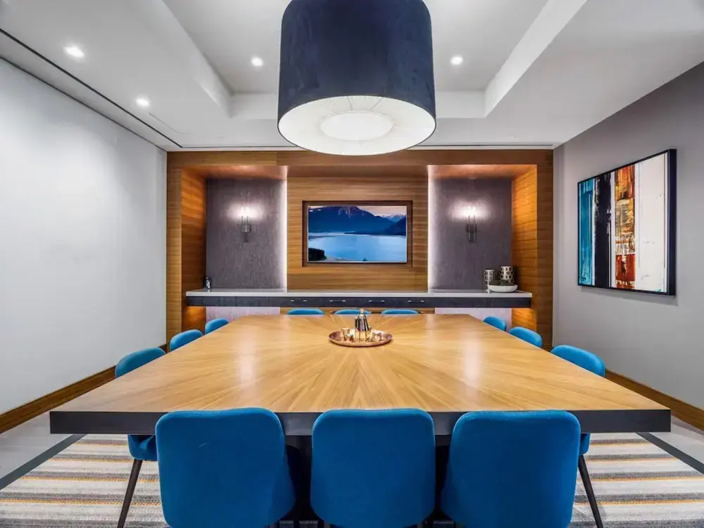 Global Luxury Suites at Reston Town Center