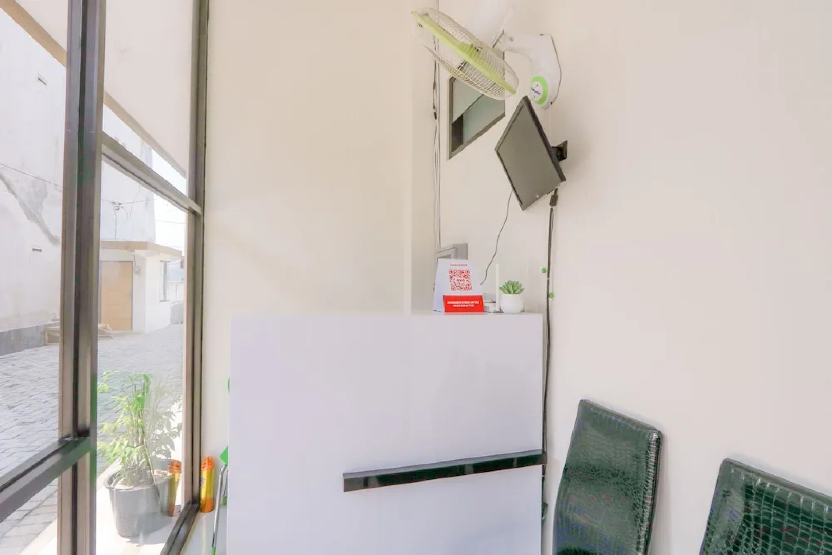 Capital O 2798 Semeru Residence Syariah