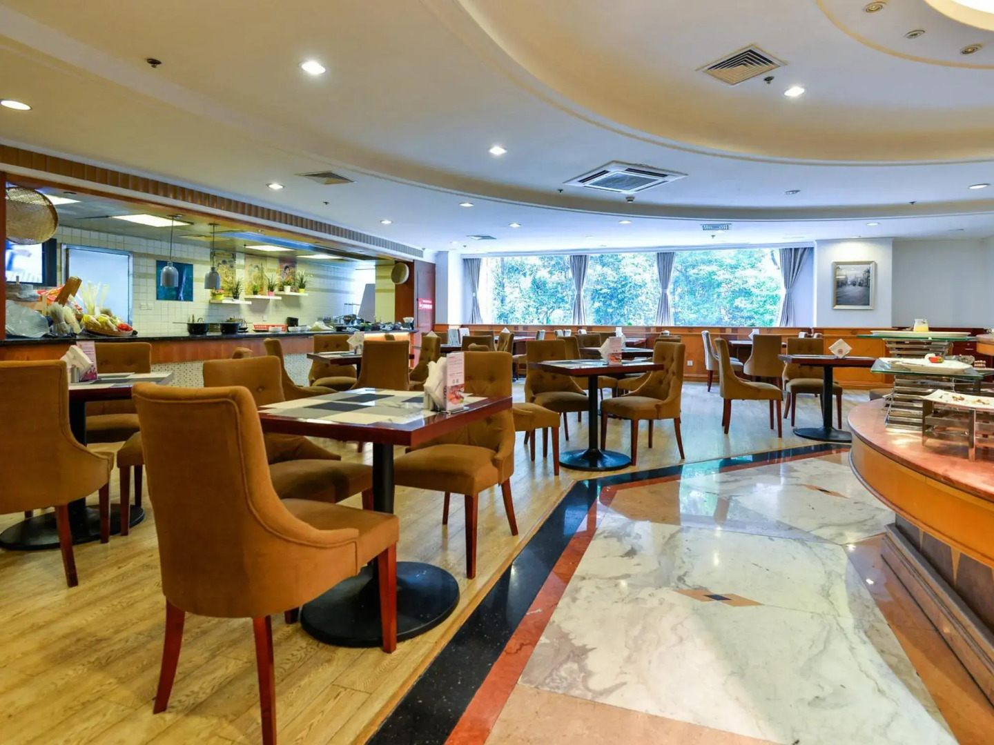 Luxemon Hotel（Pudong Shanghai）