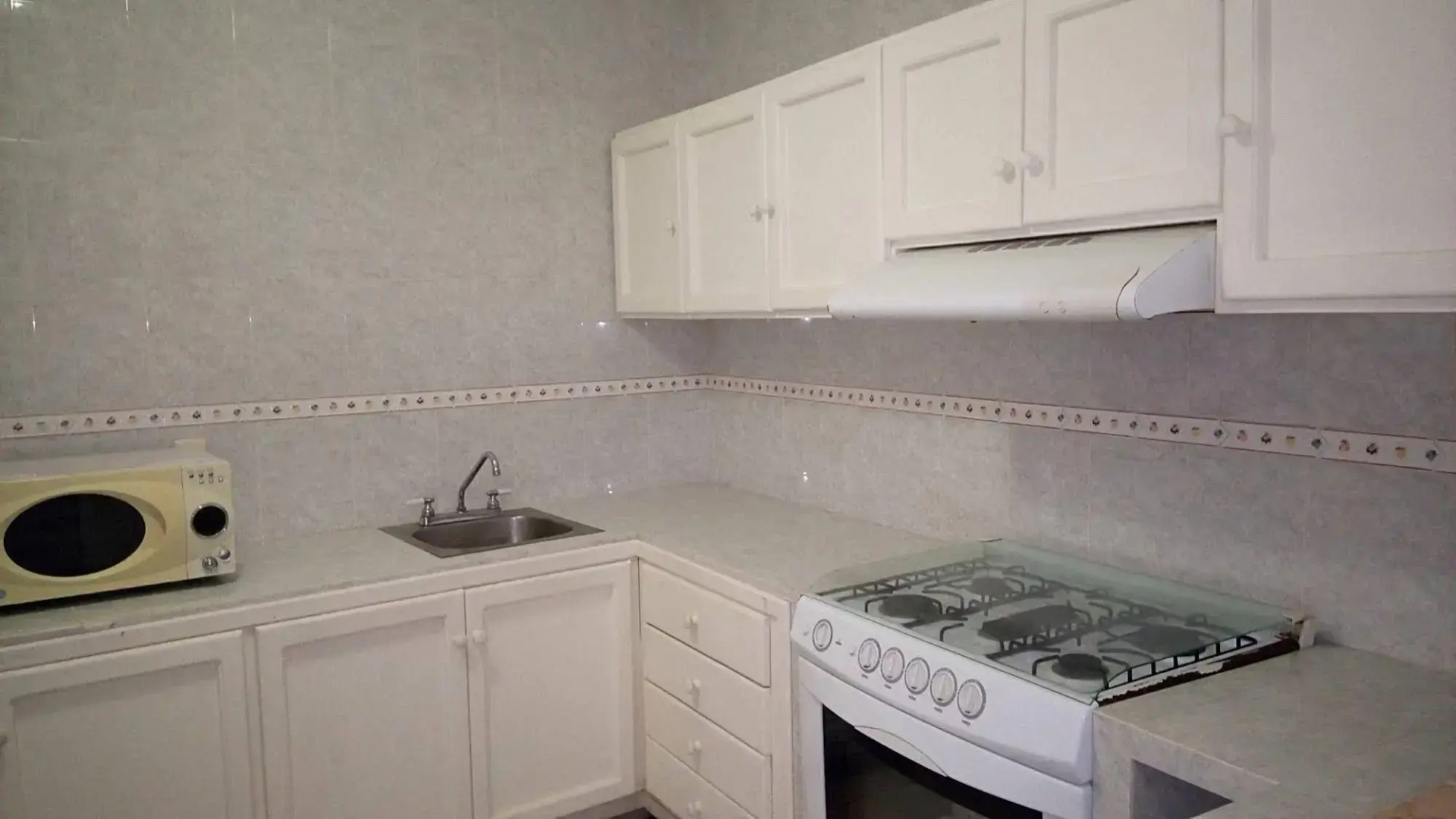 Boca Inn Hotel & Suites