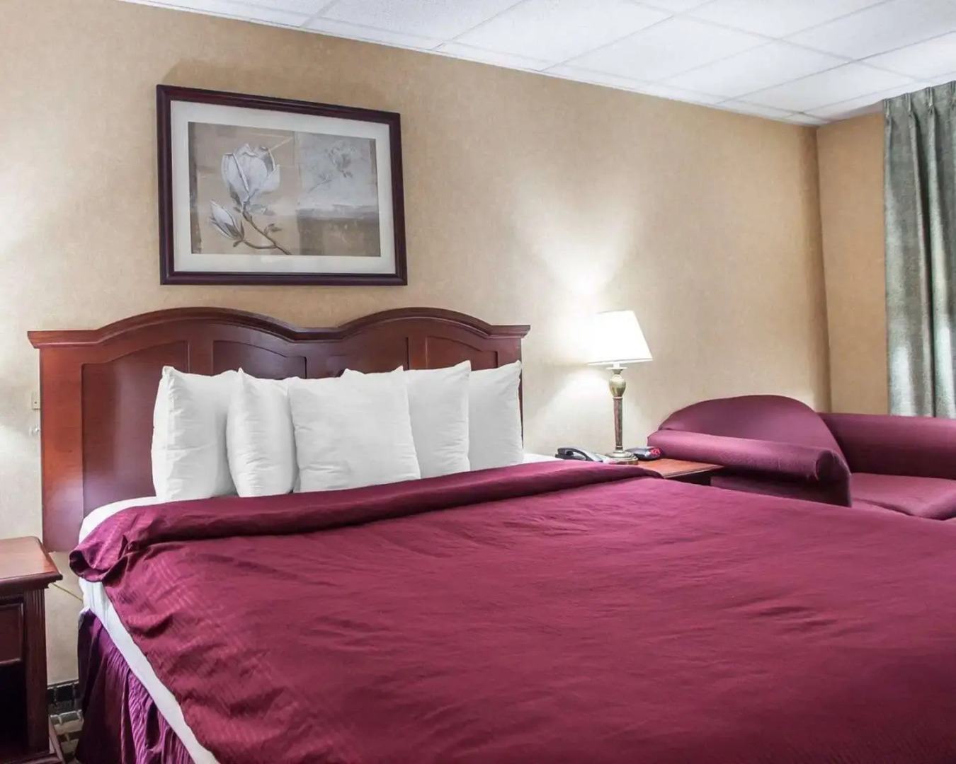 Clarion Hotel Palmer Inn