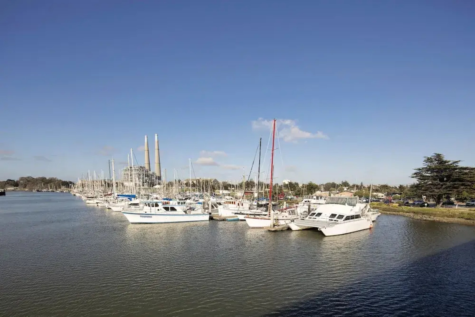 Inn At Moss Landing Point