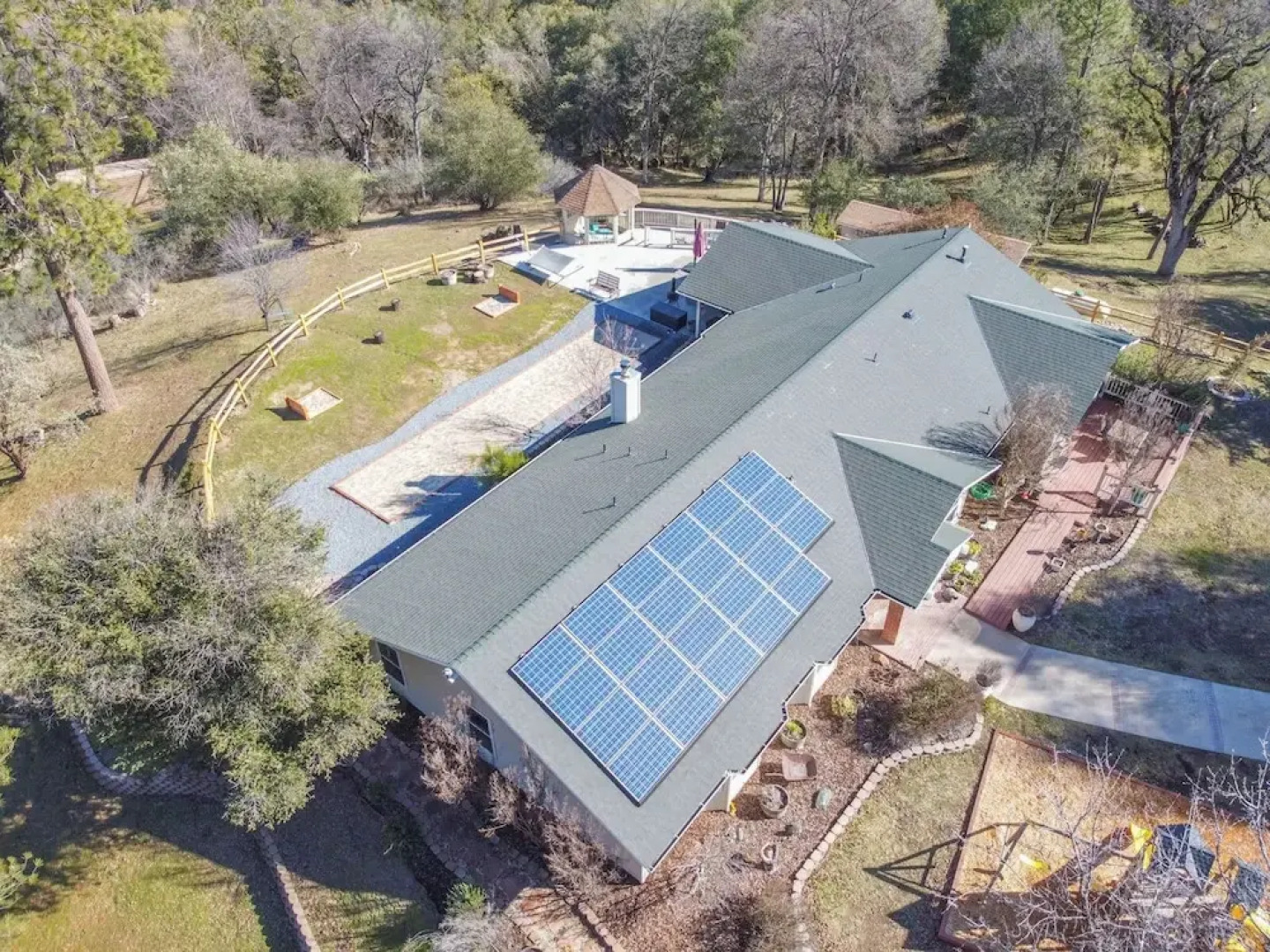 Awesome Views, Game Room, Hot Tub and More!