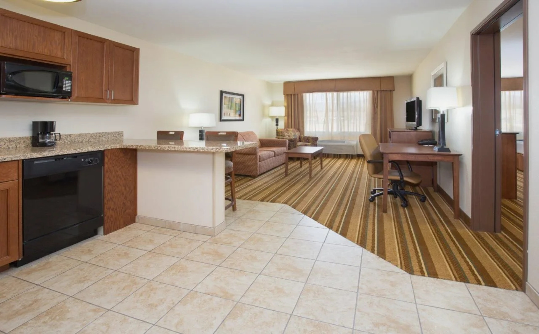 Holiday Inn Express and Suites Los Alamos Entrada Park