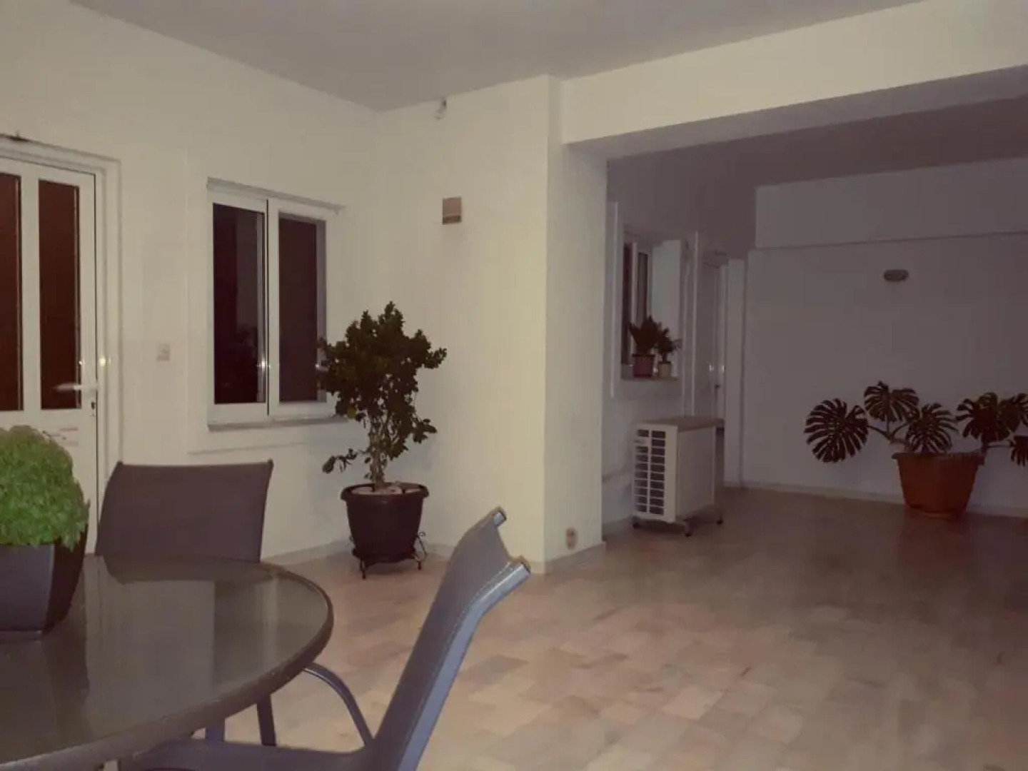 Emma's Airport Studio