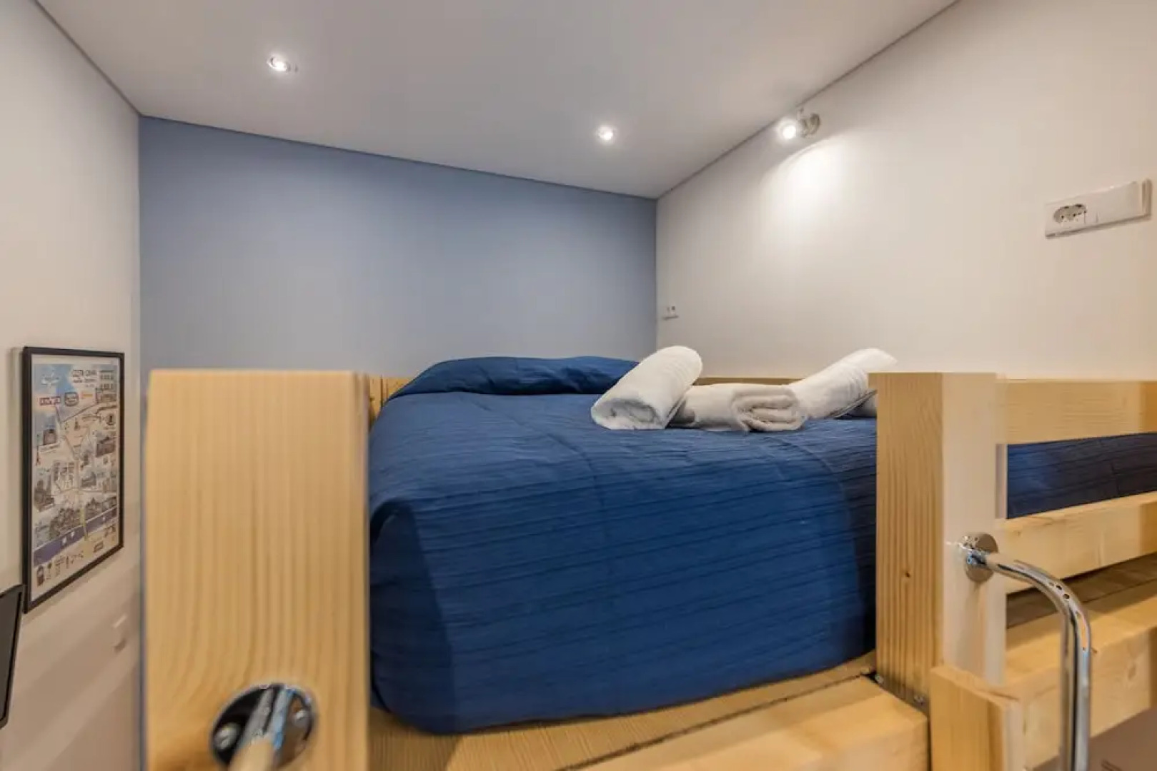 733 Costa Cabral Metro Residence