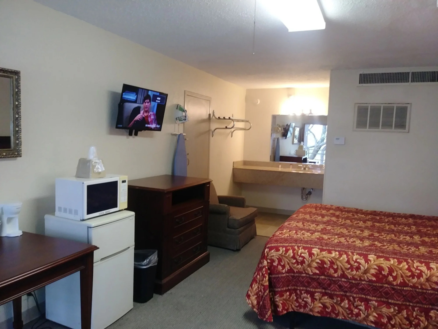 University Inn