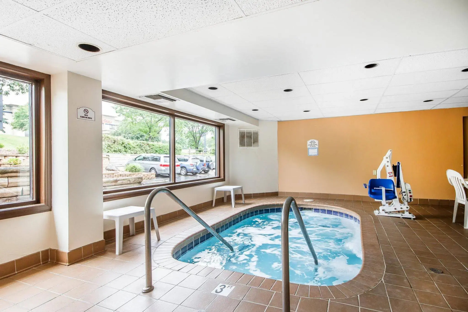 Rodeway Inn & Suites Madison East