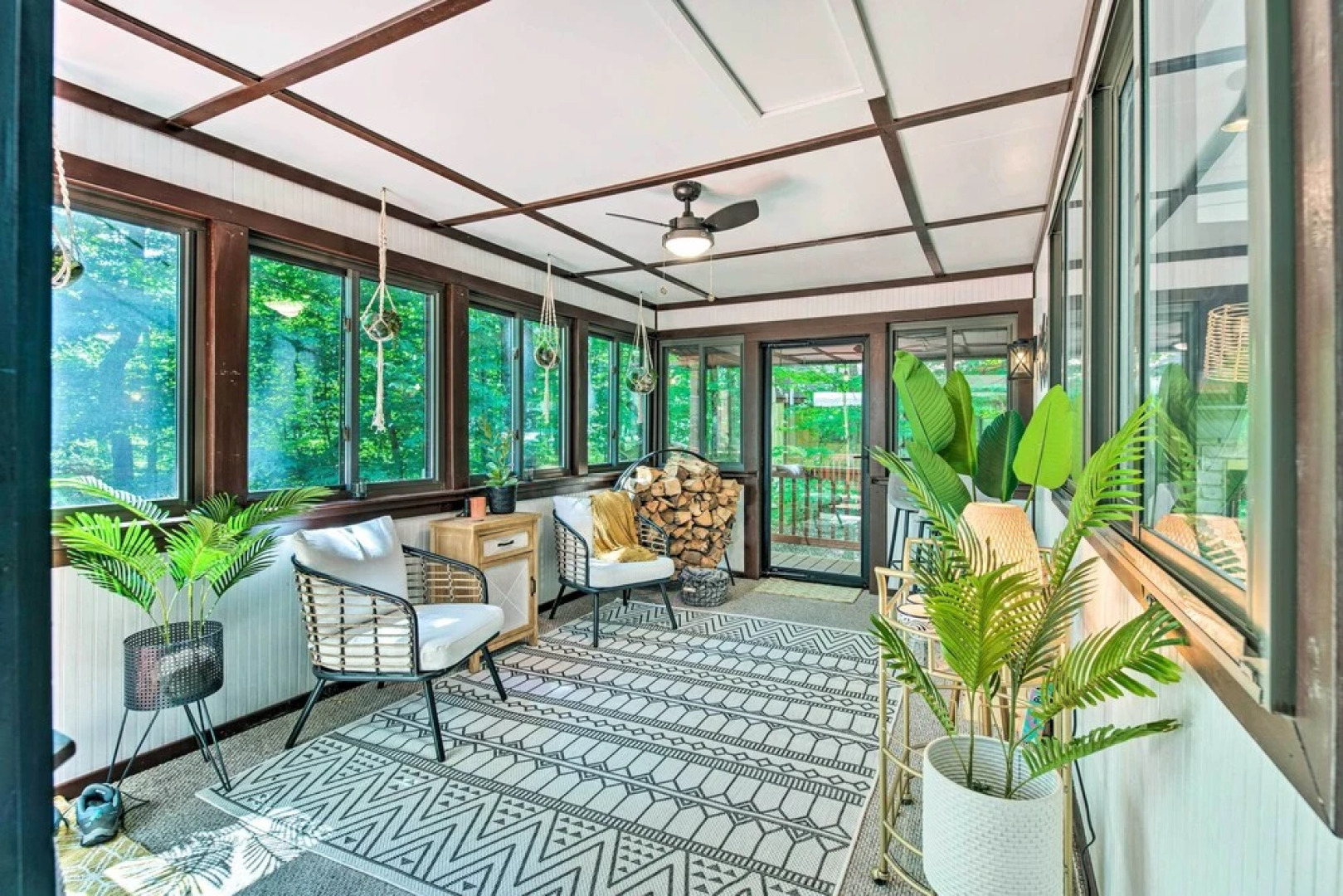 Near Skiing: Lake Ariel Gem w/ Fire Pit!