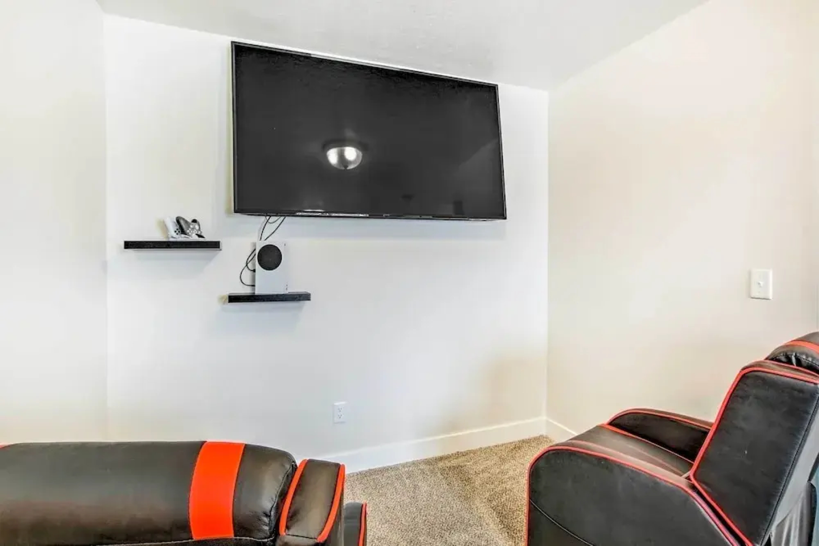 Garden City Vacation Rental - 1 Mi to Beach!