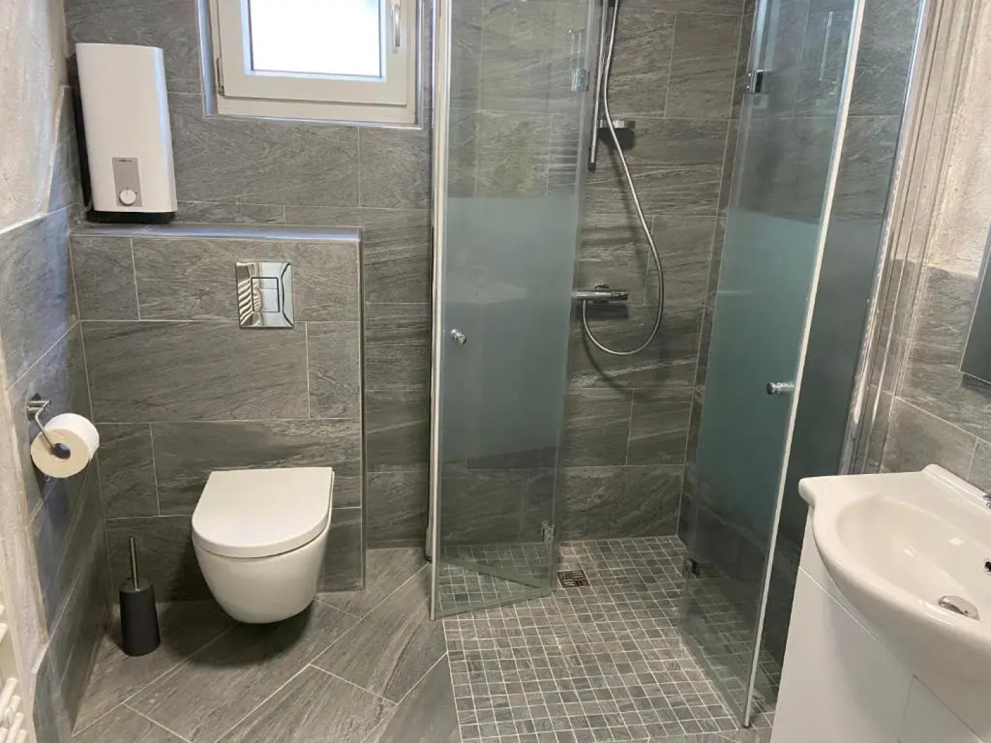 Kraichgau # 1-Zkd Mit Ebk, Modern Und Barrierefrei, Monteurzimmer, Self-Check-In (Adults Only)
