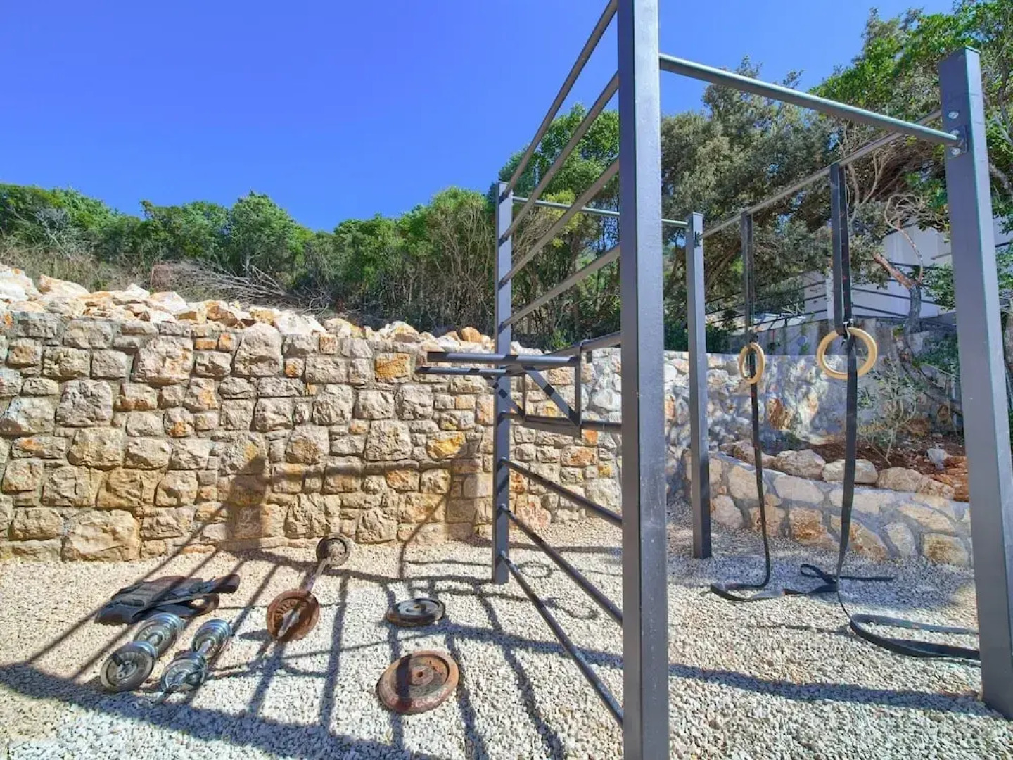 Villa in Cres With Sea Views & Pool