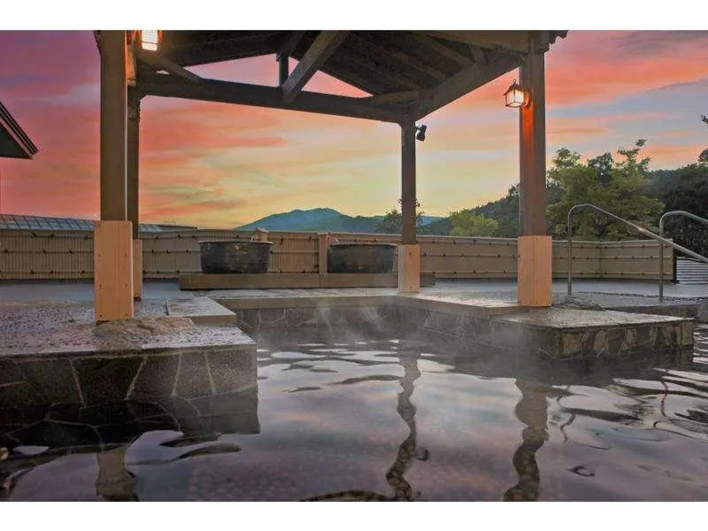 Ikenotaira Shirakabakogen Hotel