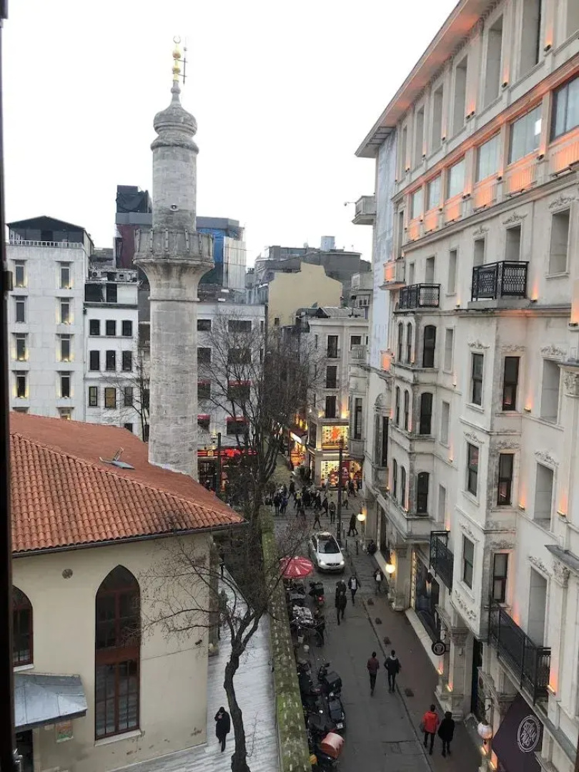 Taksim Palace İstanbul Hotel