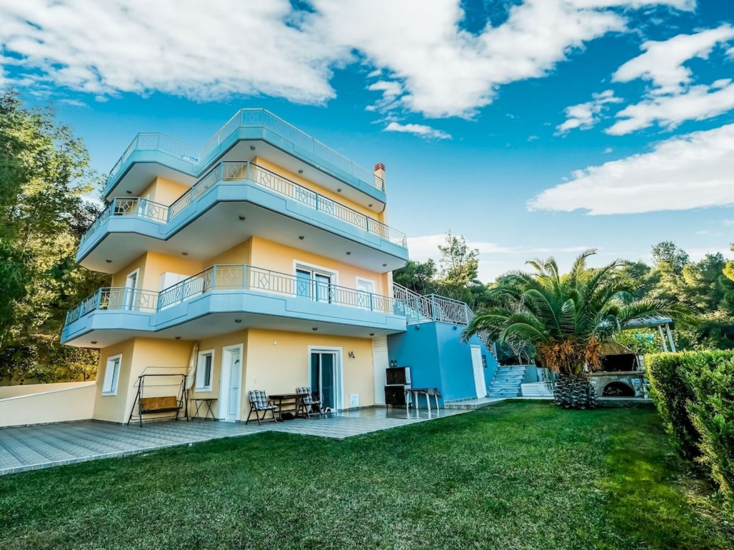 Restful Holiday Home in Attica With Garden and Fireplace