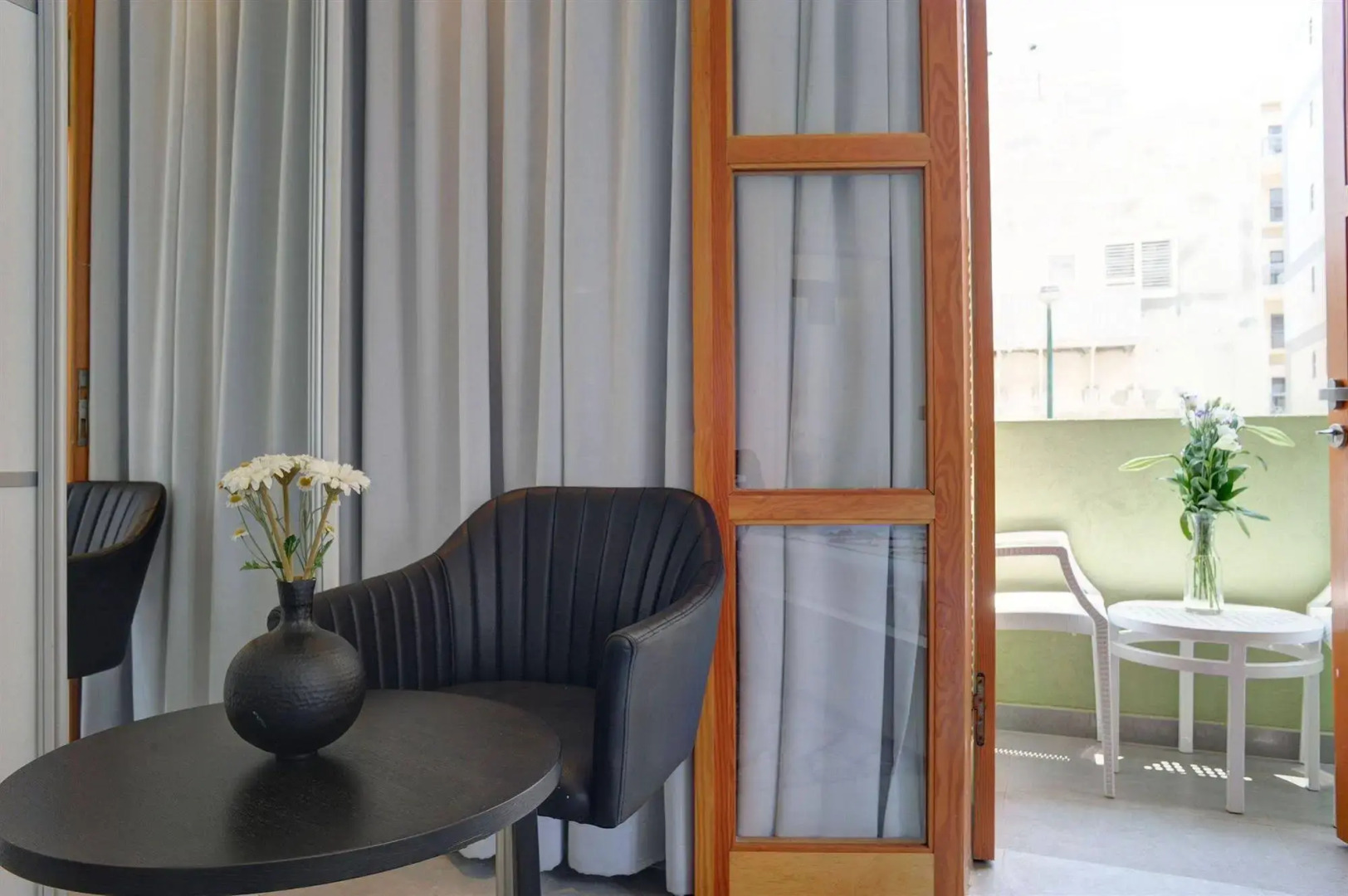 Residence Suites Hotel