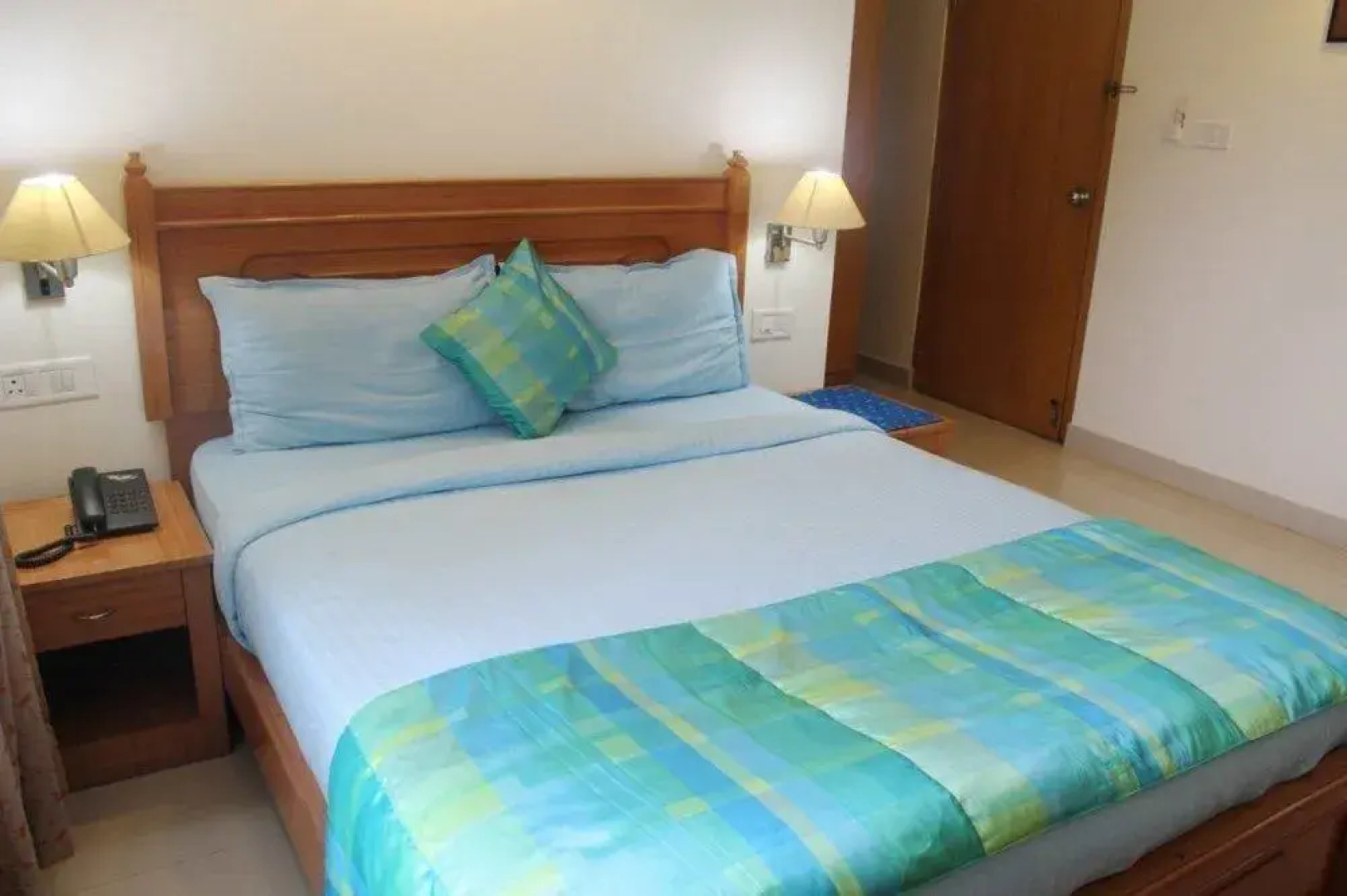 Vedanta Wake Up - Ernakulam, North Railway Station