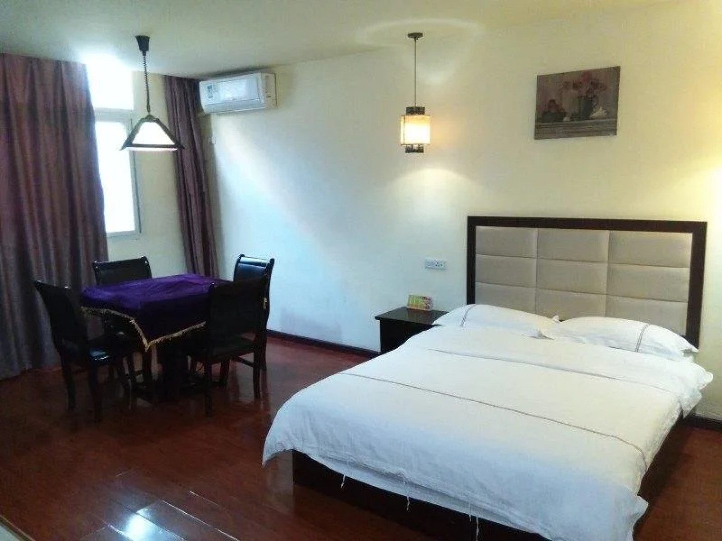 Tongxing Business Hotel