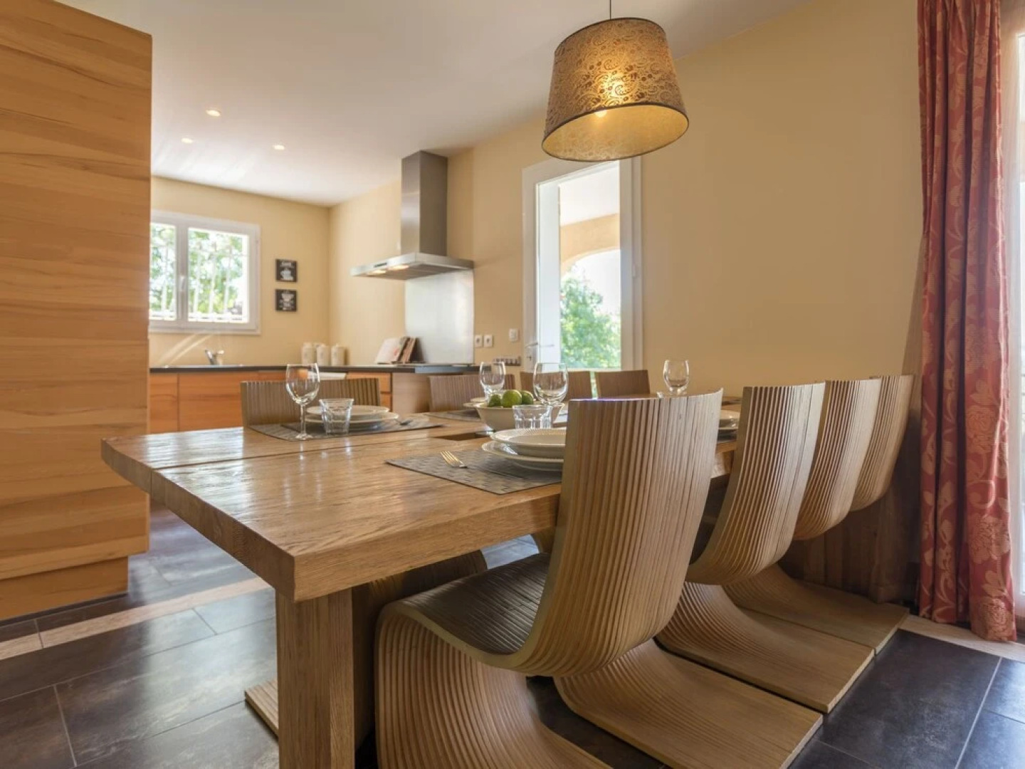 Spacious Luxury Villa With Heated Swimming Pool, Jacuzzi, Stunning Views and Plenty of Privacy