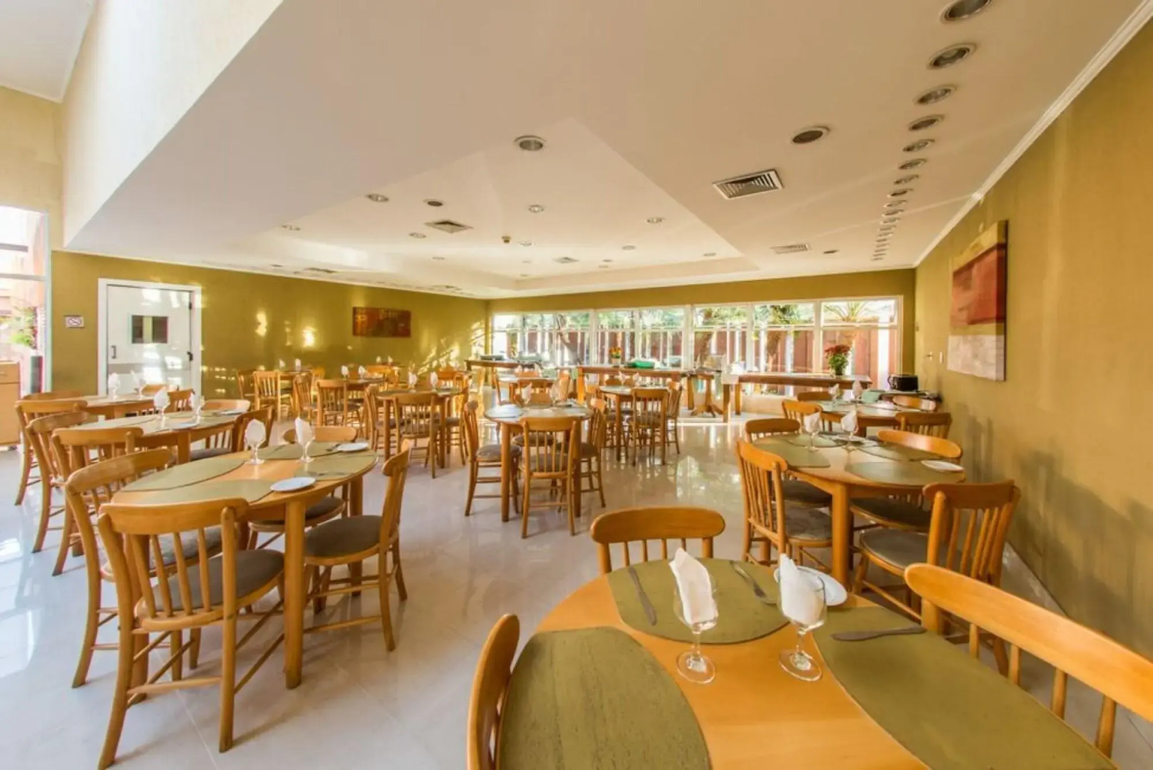 Carlton Plaza Baobá